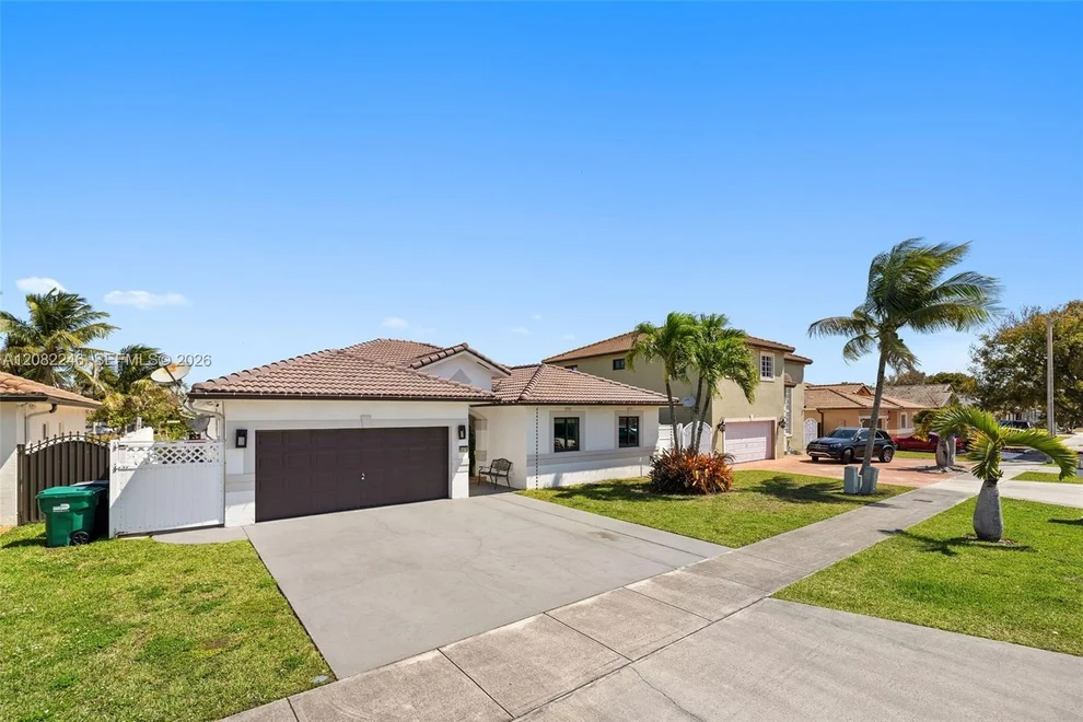Unit for sale at 15979 SW 53rd Ter, Miami, FL 33185