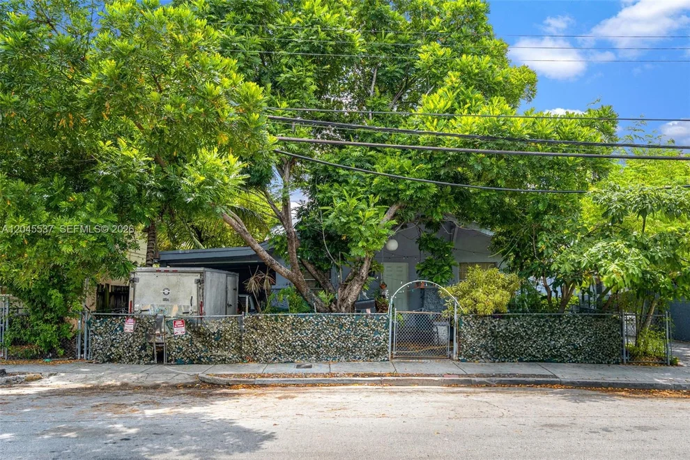 Unit for sale at 210 SW 13th Ave, Miami, FL 33135