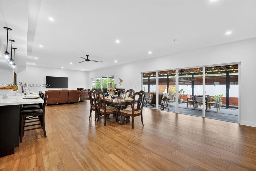 Unit for sale at 13463 SW 66th Ter, Miami, FL 33183