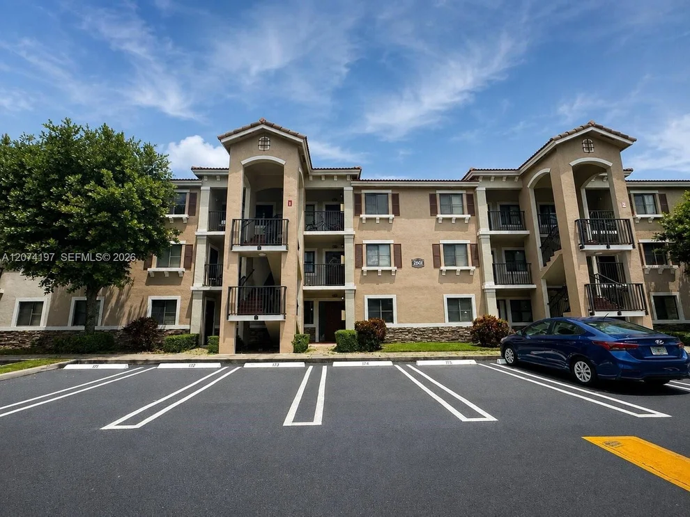Unit for sale at 22621 SW 88th Pl, Cutler Bay, FL 33190