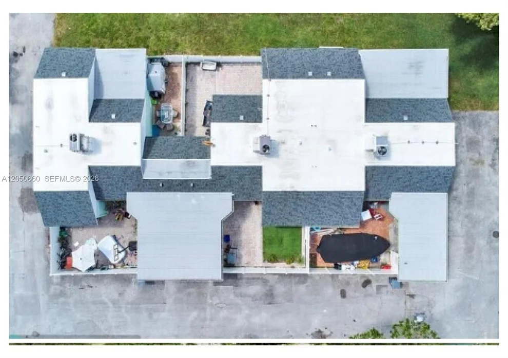 Unit for sale at 9234 SW 5th St, Boca Raton, FL 33428