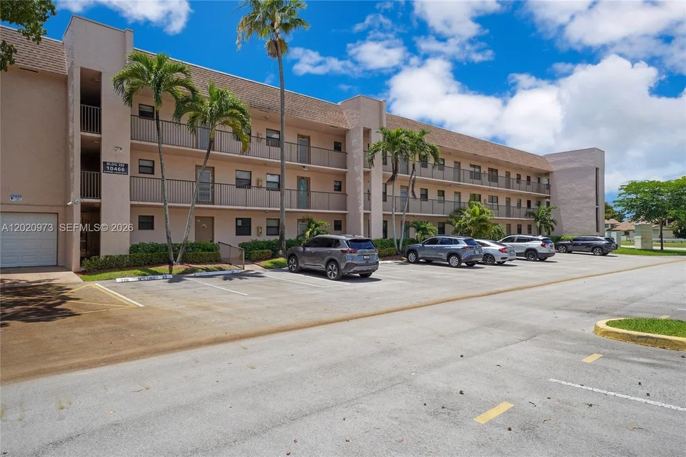 Unit for sale at 10466 Sunrise Lakes Blvd, Sunrise, FL 33322