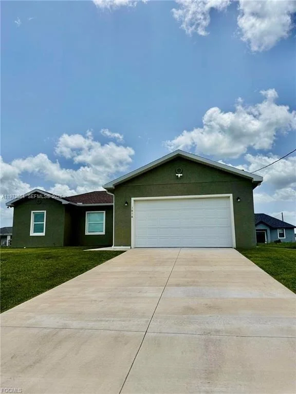 Unit for sale at 1818 Inwood RD, La Belle, FL 33935