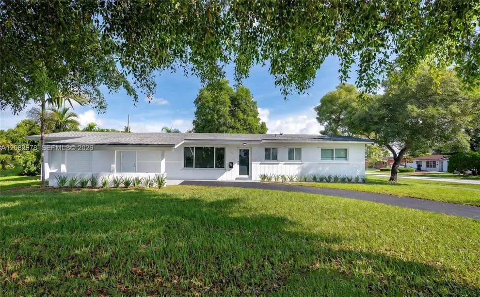 Unit for sale at 10441 SW 46th Ter, Miami, FL 33165