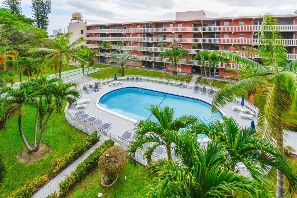 Unit for sale at 200 NE 12th Ave, Hallandale Beach, FL 33009