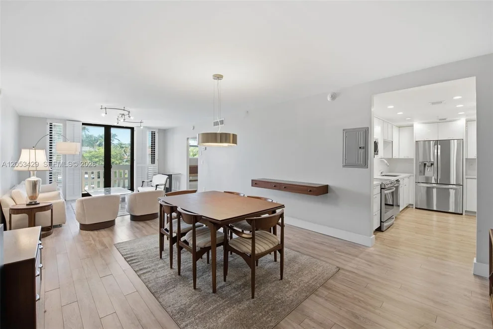 Unit for sale at 90 Edgewater Dr, Coral Gables, FL 33133