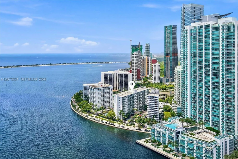Unit for sale at 1408 Brickell Bay Dr, Miami, FL 33131