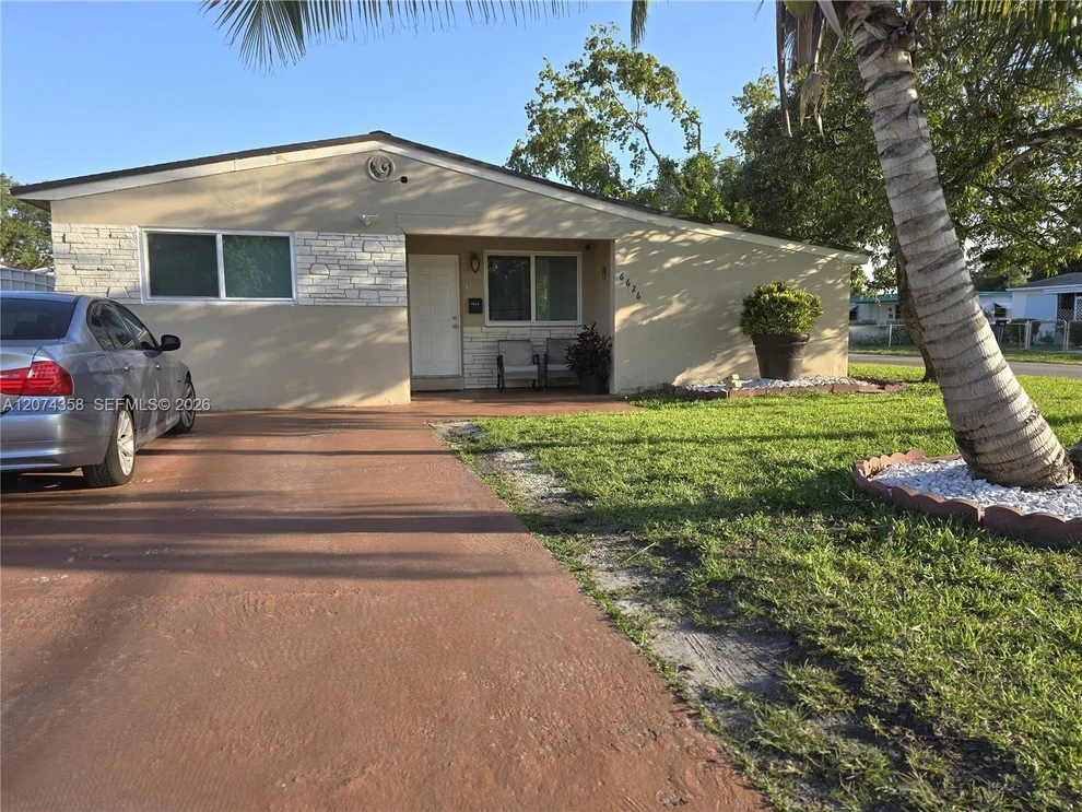 Unit for sale at 6626 SW 1st Ct, Pembroke Pines, FL 33023