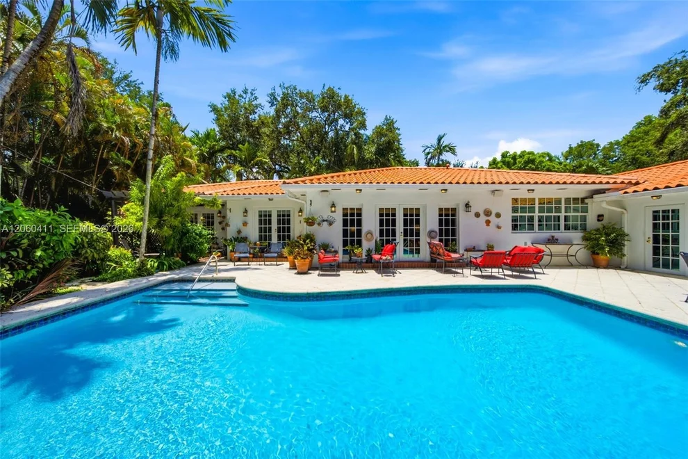 Unit for sale at 2301 N Greenway Dr, Coral Gables, FL 33134