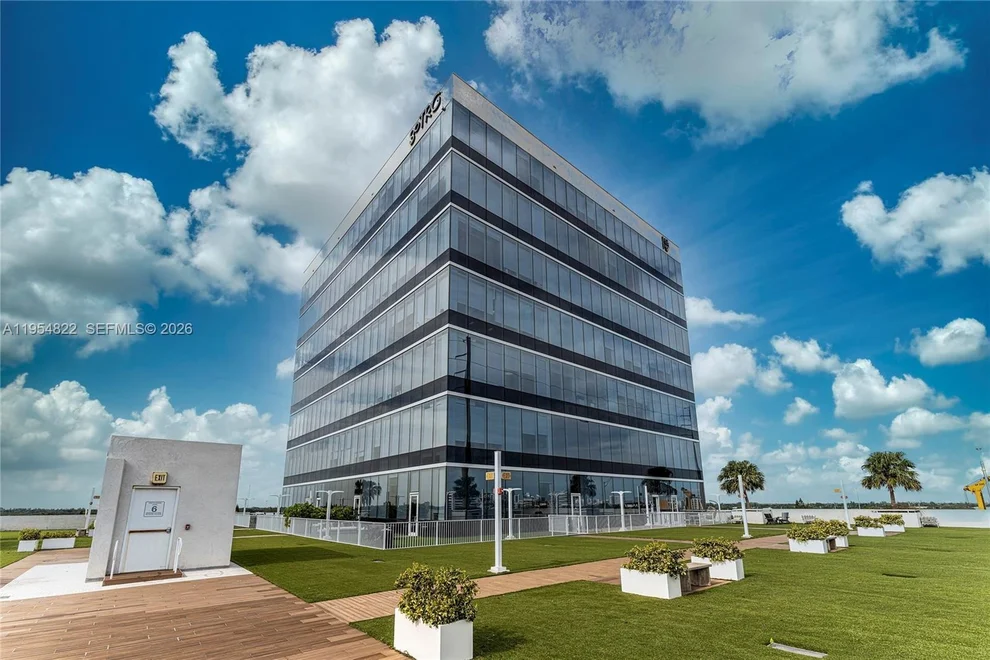 Unit for sale at 20200 W Dixie Hwy, Miami, FL 33180