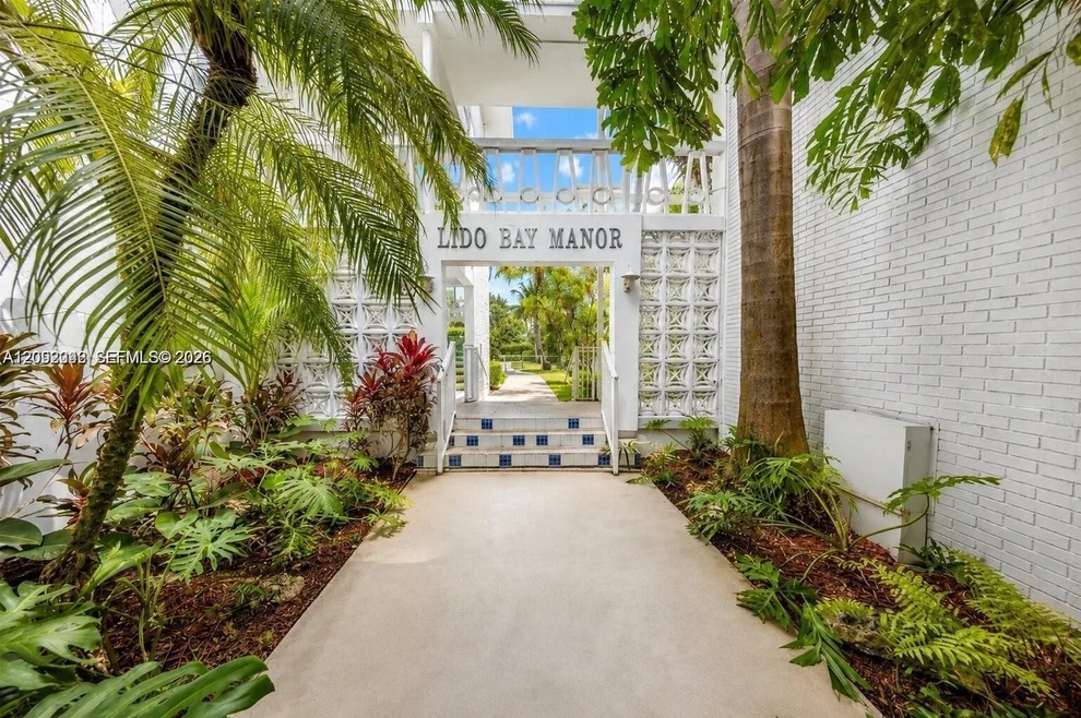 Unit for sale at 1631 NE 114th St, Miami, FL 33181