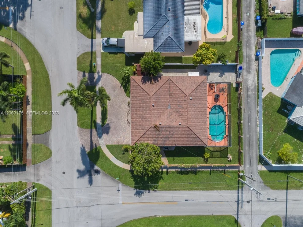 Unit for sale at 3134 Pierce St, Hollywood, FL 33021