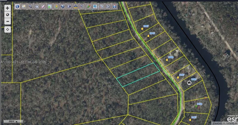 Unit for sale at xx NE Chervil Dr, Other City - In The State Of Florida, FL 32059