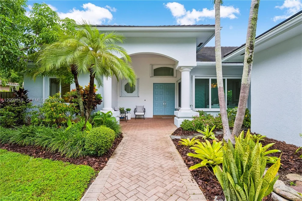 Unit for sale at 15255 SW 80th Ave, Palmetto Bay, FL 33157