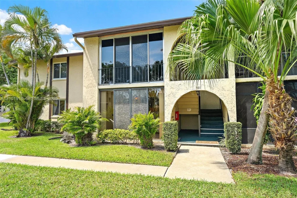 301 Pine Ridge Circle