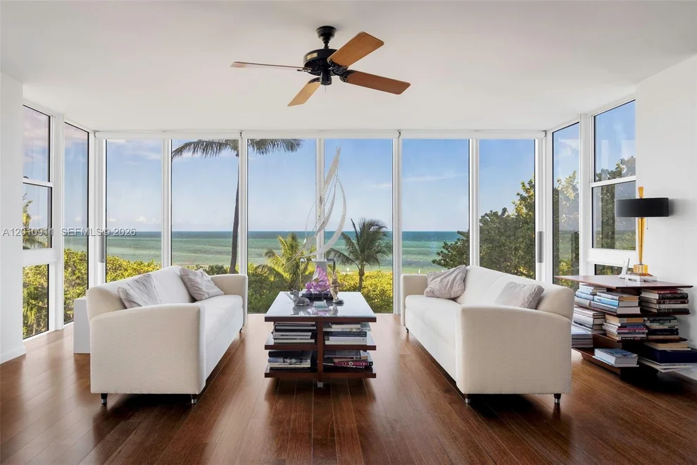 Unit for sale at 200 Ocean Lane Dr, Key Biscayne, FL 33149