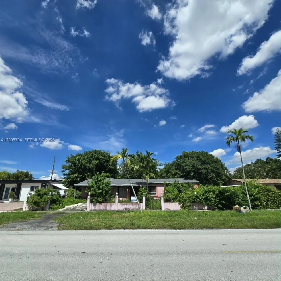 Unit for sale at 9371 SW 32nd St, Miami, FL 33165