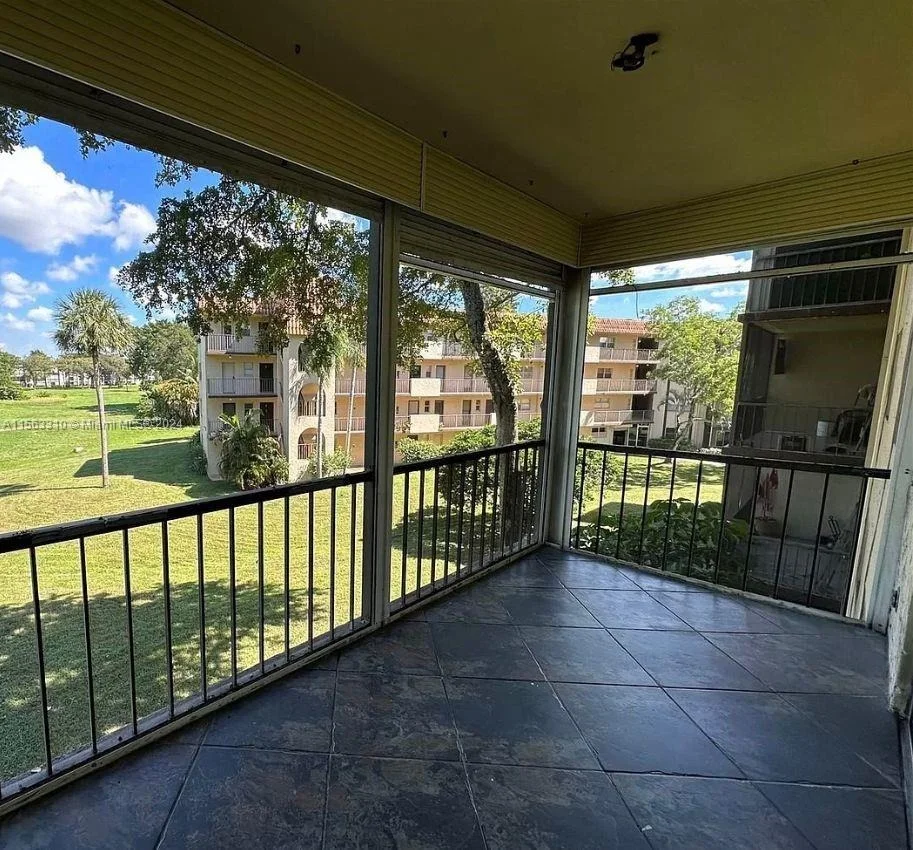 Unit for sale at 6201 N Falls Cir Dr, Lauderhill, FL 33319