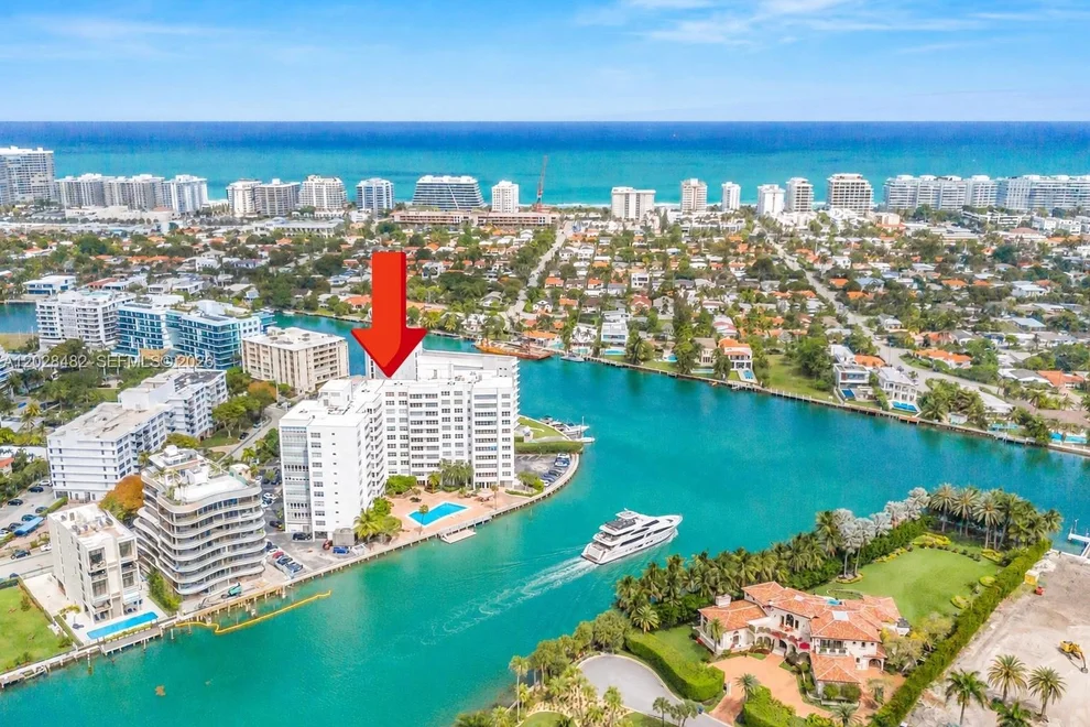 Unit for sale at 9102 W Bay Harbor Dr, Bay Harbor Islands, FL 33154