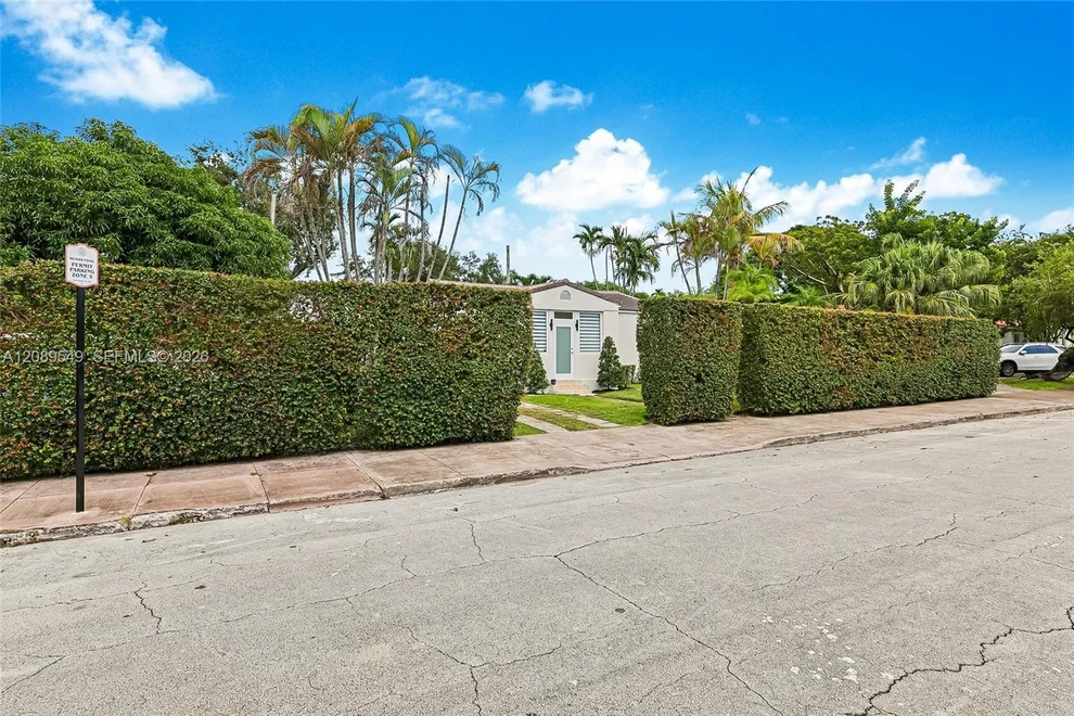 Unit for sale at 47 Fonseca Ave, Coral Gables, FL 33134