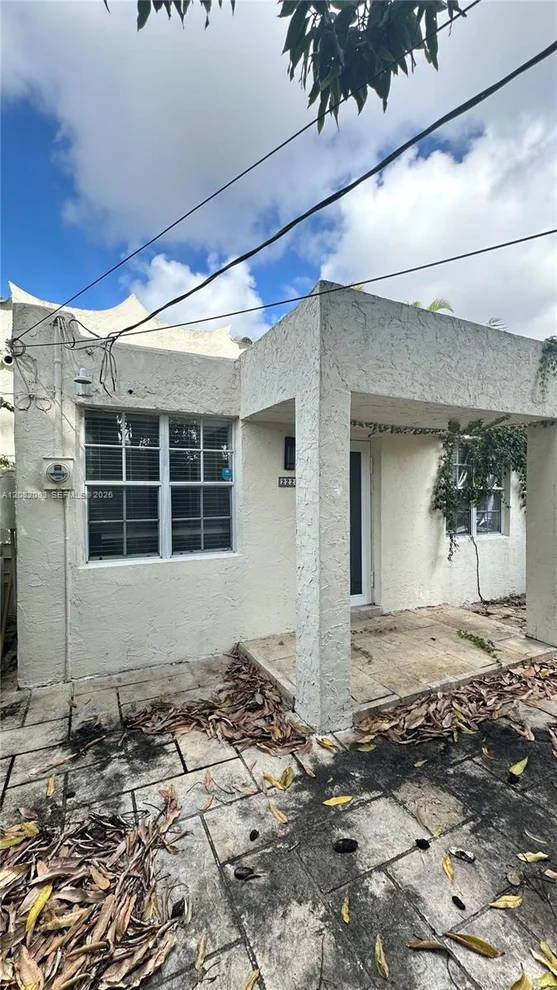 Unit for sale at 2228 SW 58th Ct, Miami, FL 33155