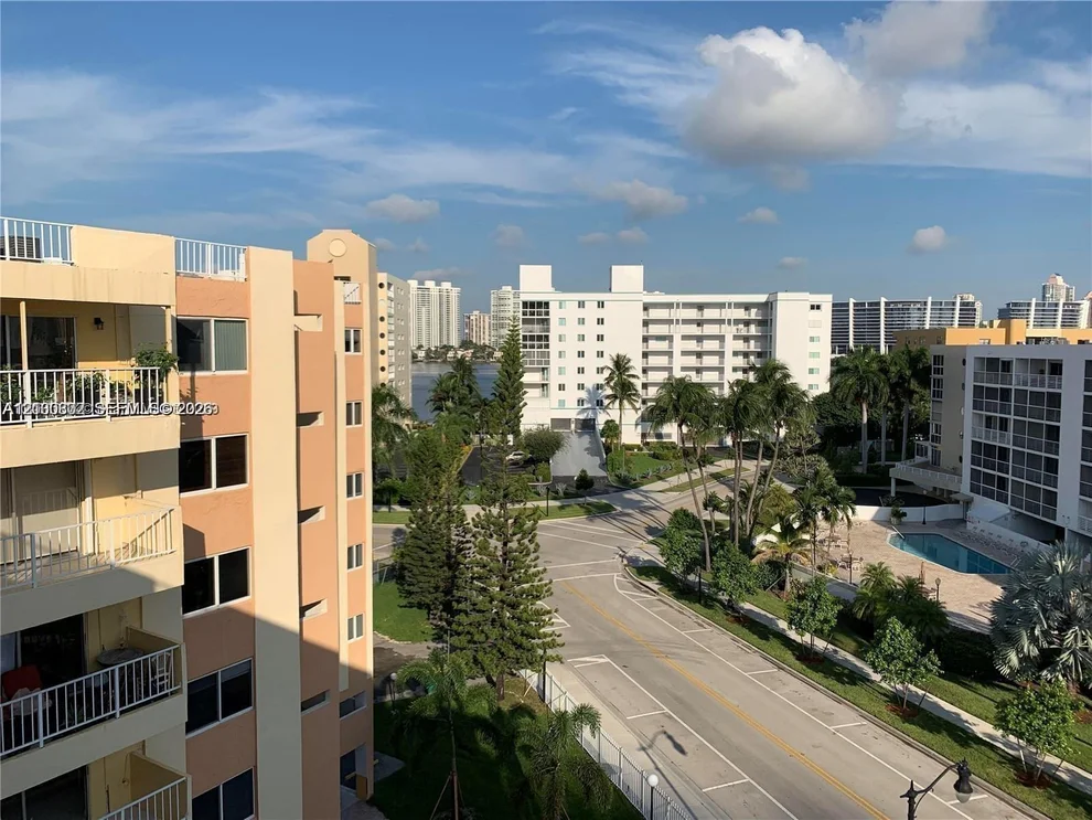 Unit for sale at 200 178th Dr, Sunny Isles Beach, FL 33160