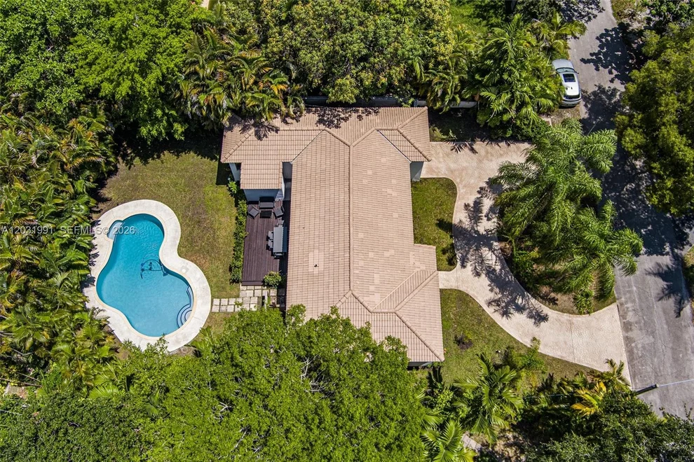 Unit for sale at 10550 NE 3rd Ct, Miami Shores, FL 33138