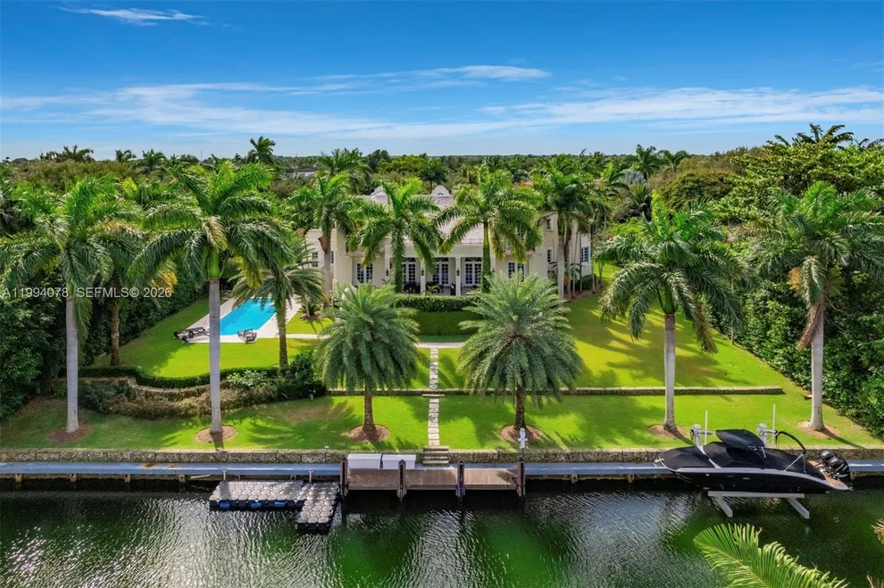 Unit for sale at 585 Arvida Pkwy, Coral Gables, FL 33156