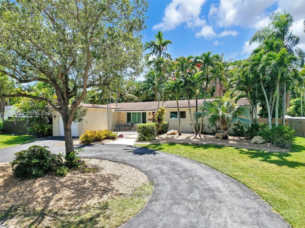 Unit for sale at 14501 SW 99th Ave, Miami, FL 33176