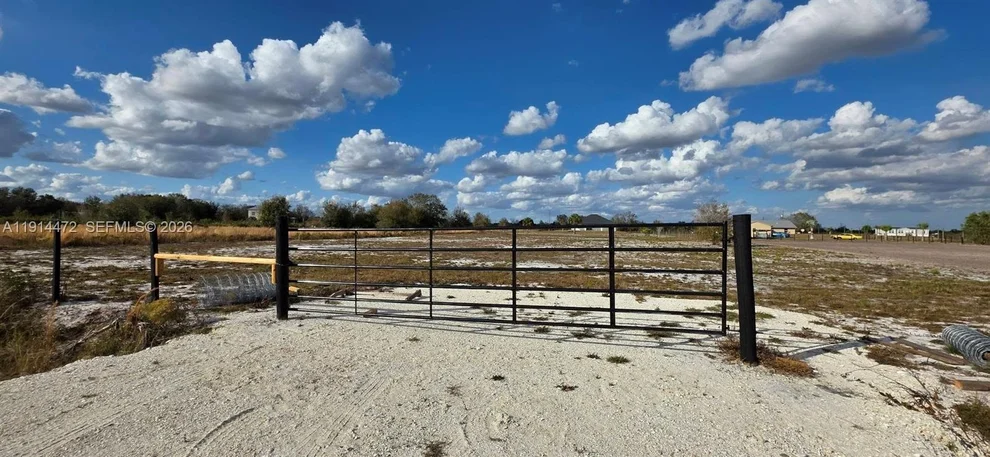 Unit for sale at 16525 NW 260 st, Okeechobee, FL 34972
