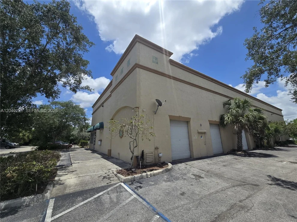 Unit for sale at 12140 Wiles Rd, Coral Springs, FL 33076