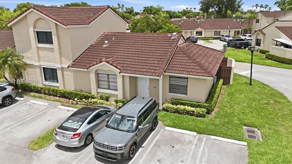 Unit for sale at 6473 NW 170th Ln, Hialeah, FL 33015