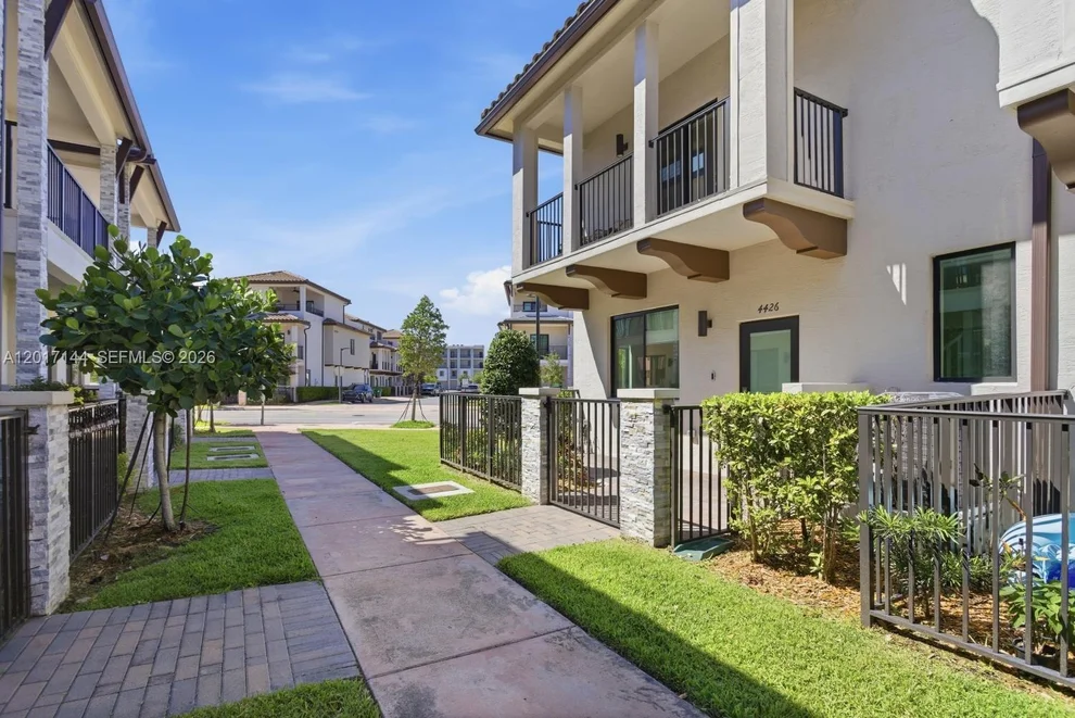 Unit for sale at 4426 83rd Pkwy, Doral, FL 33166