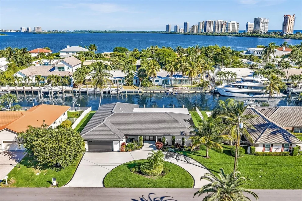 Unit for sale at 1170 Fairview Ln, Singer Island, FL 33404