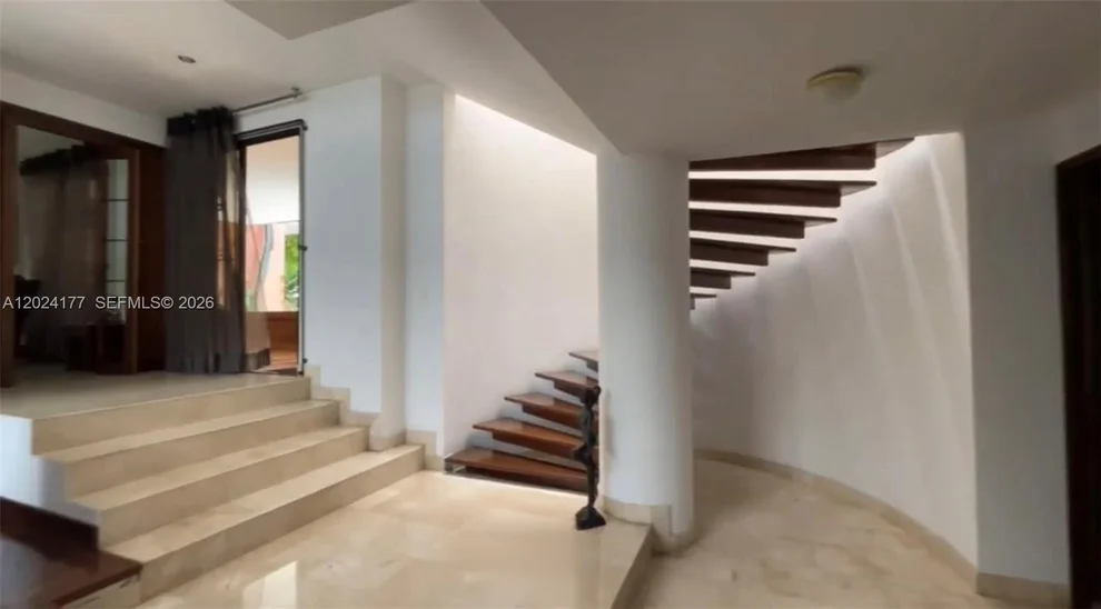 Unit for sale at 17 # 7- 120 Carrera,  0000