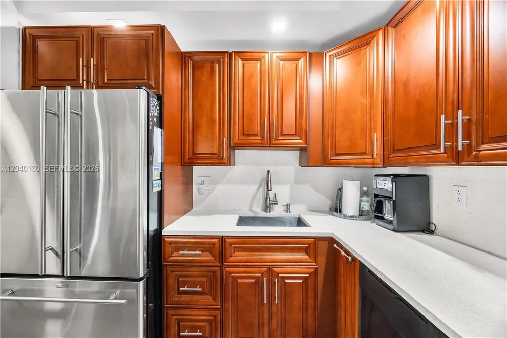 Unit for sale at 9999 N Belfort Cir, Tamarac, FL 33321