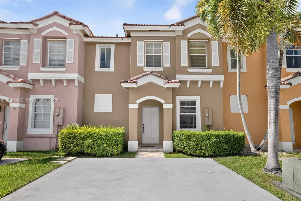 Unit for sale at 751 SE 2nd St, Homestead, FL 33030