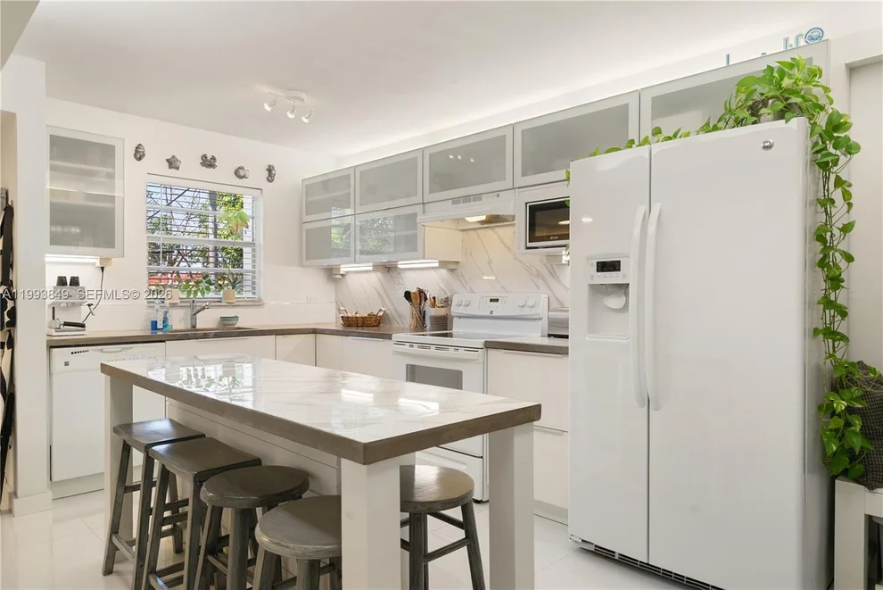 Unit for sale at 300 Ocean Dr, Key Largo, FL 33037