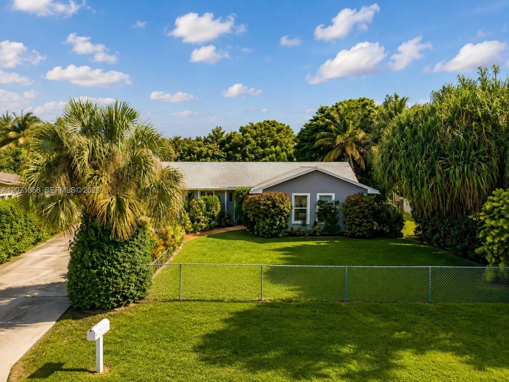 Unit for sale at 4806 Orlando Ave, West Palm Beach, FL 33417