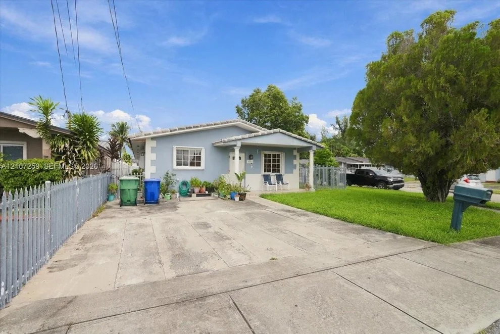 Unit for sale at 2090 SW 70th Ave, Miami, FL 33155