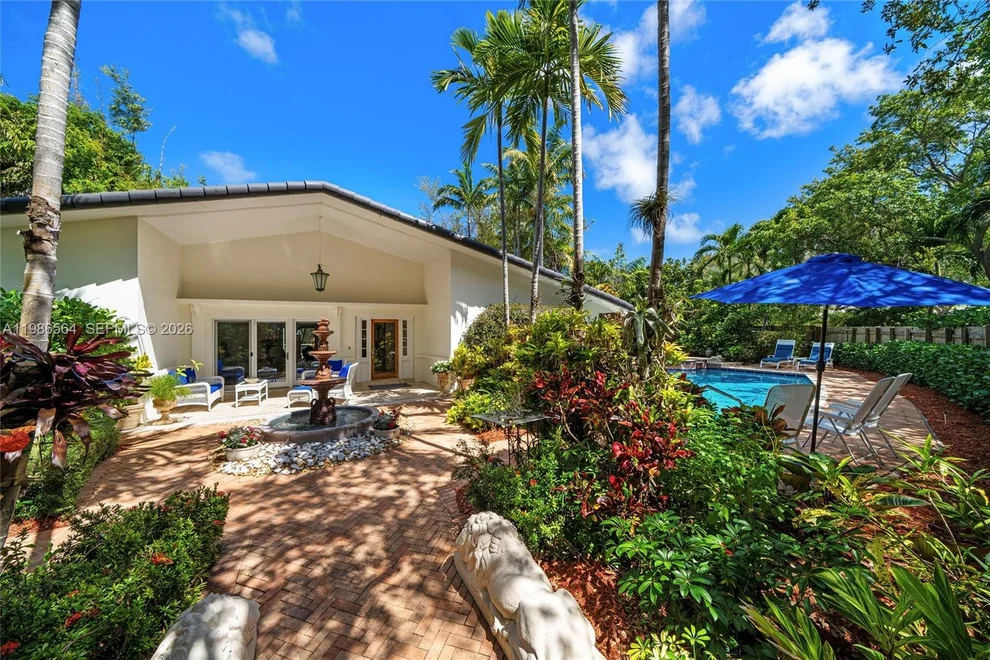 Unit for sale at 269 Cranwood Dr, Key Biscayne, FL 33149