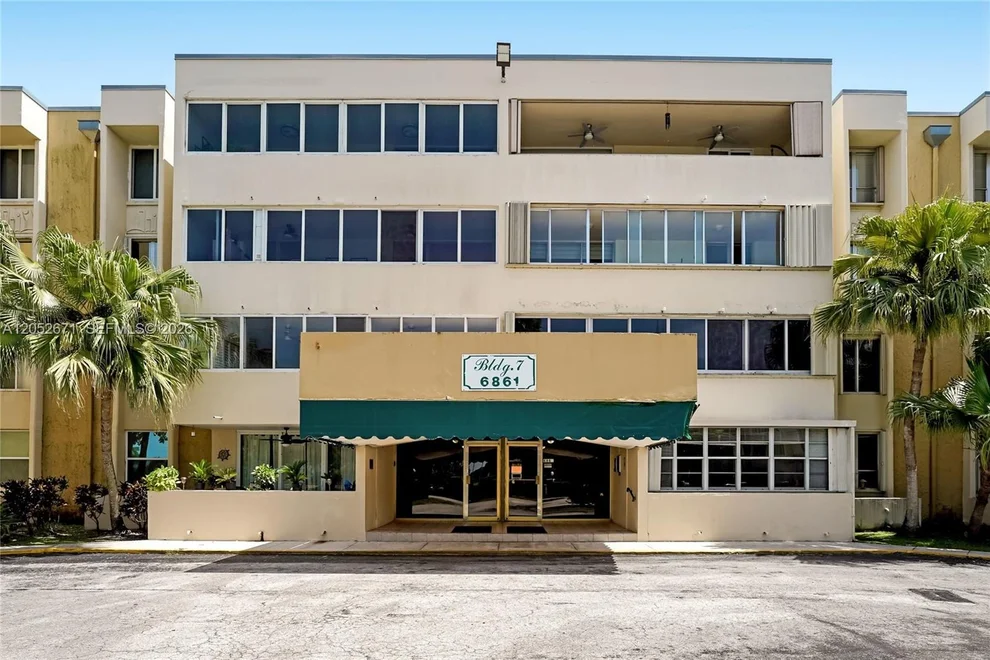 Unit for sale at 6861 SW 147th Ave, Miami, FL 33193