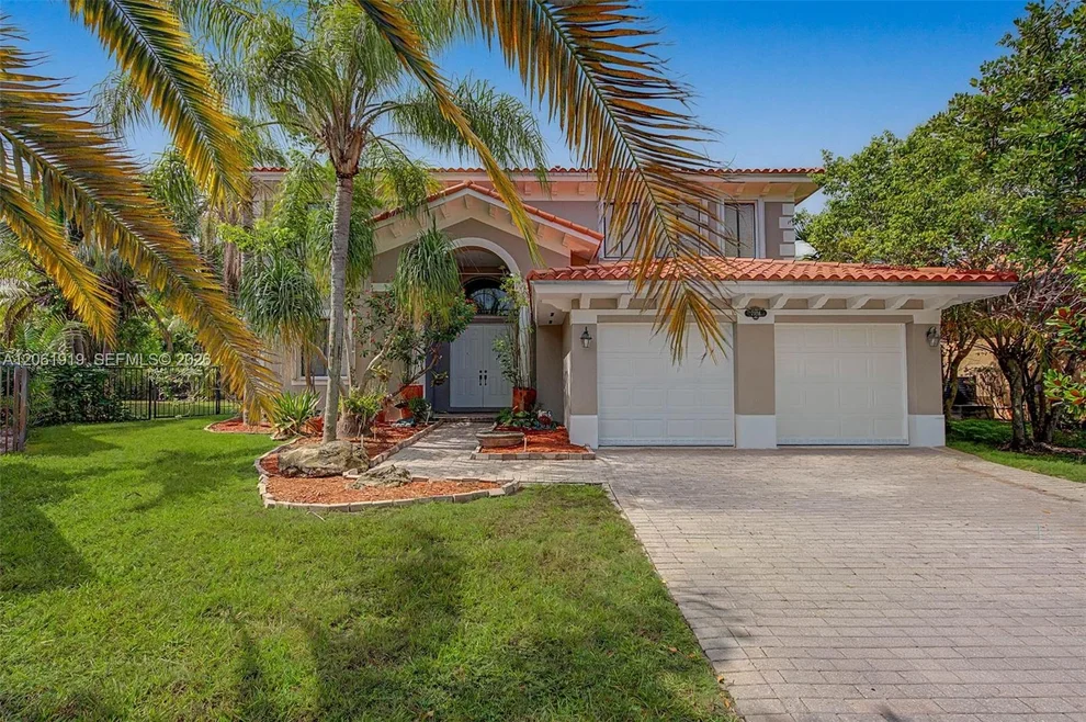 Unit for sale at 7926 SW 195th Ter, Cutler Bay, FL 33157