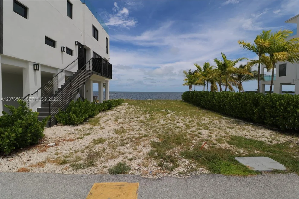 Unit for sale at 94825 Overseas Hwy #35, Key Largo, FL 33037