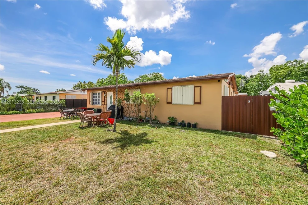 Unit for sale at 11600 SW 181st Ter, Miami, FL 33157