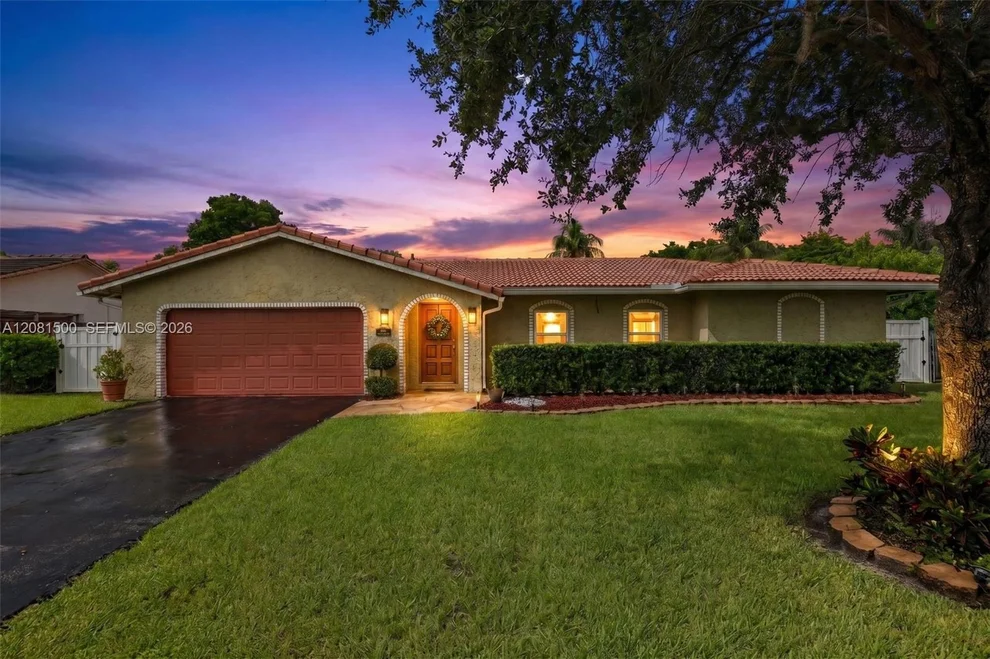 Unit for sale at 8835 NW 27th St, Coral Springs, FL 33065