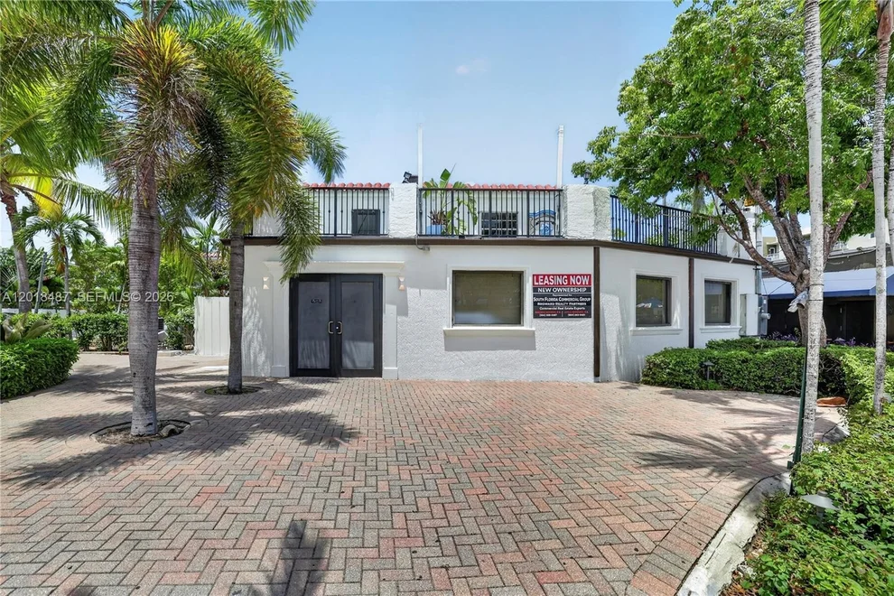 Unit for sale at 2300 NE 6th Ave, Wilton Manors, FL 33305