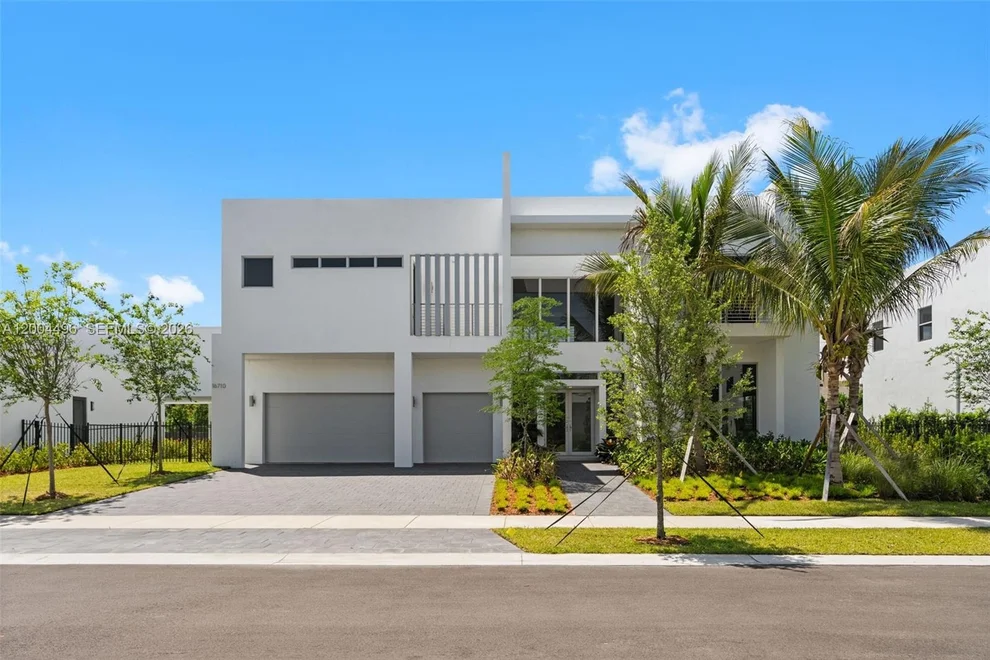 Unit for sale at 16710 Botaniko Dr N, Weston, FL 33326