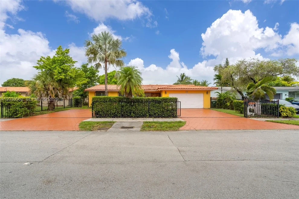 Unit for sale at 1320 SW 84th Ave, Miami, FL 33144