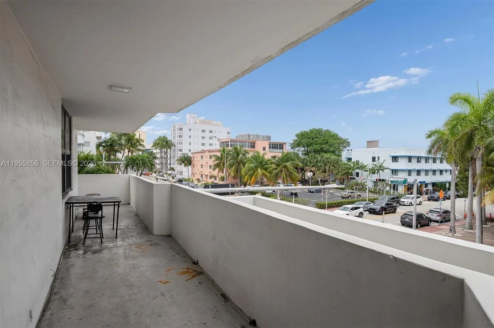 Unit for sale at 4301 Collins Ave, Miami Beach, FL 33140